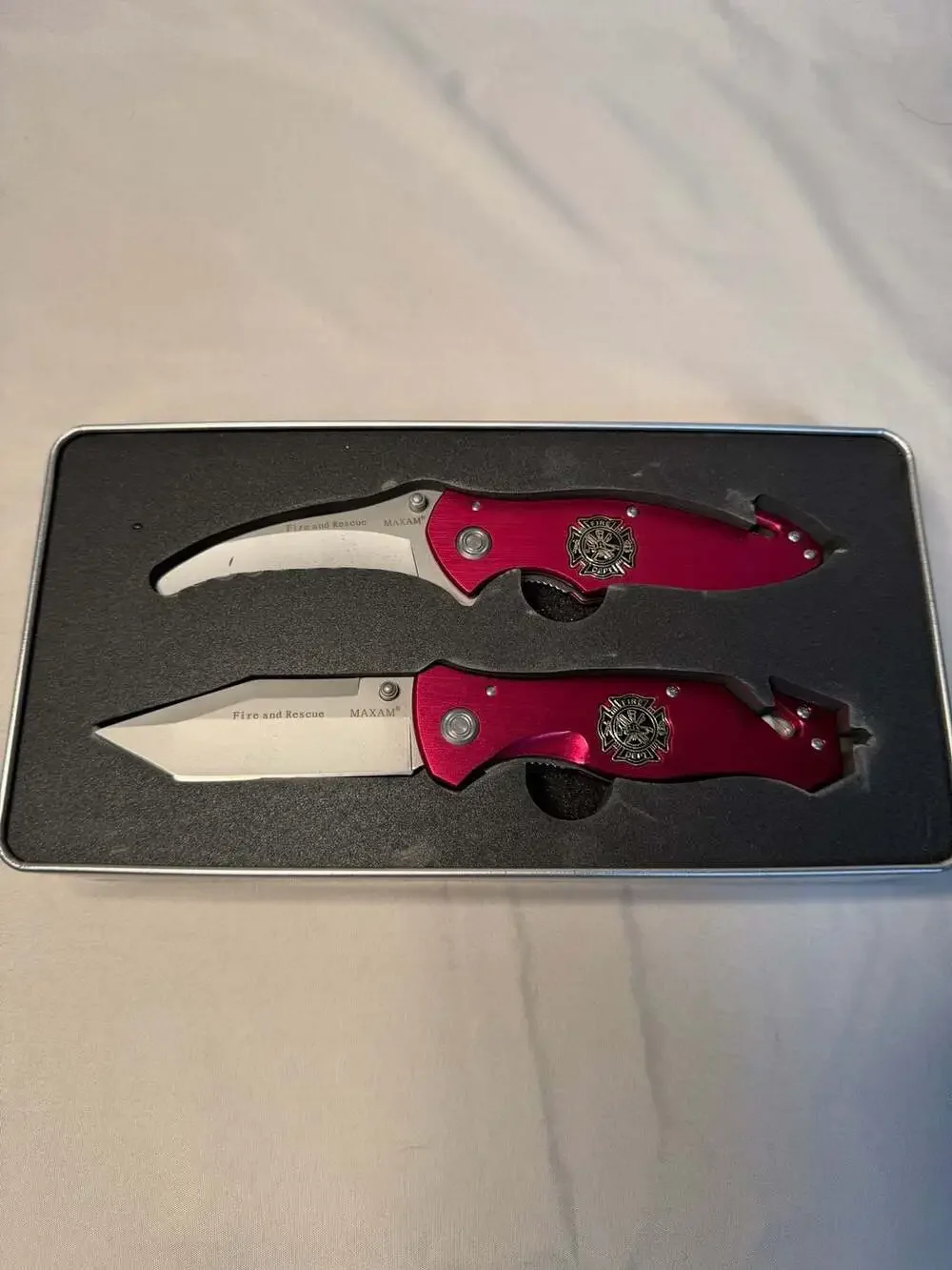 Maxam Fire and Rescue Knife Set with Tin Box
